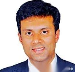 Dr. ዴፋክ ግ ሽቫራትሬ, [object Object]