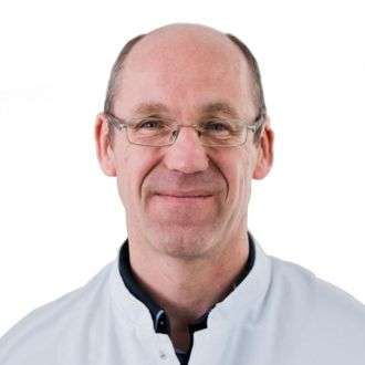 Профессор. Доктор. Мед. Майкл Бартельс, [object Object]