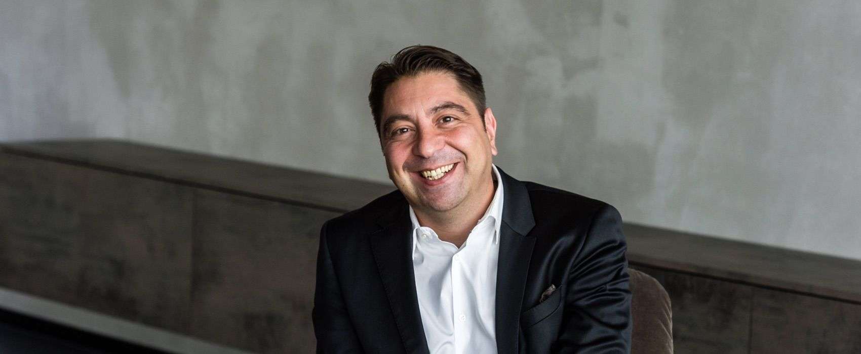 ፕሮፌሰር. ዶክትር. ሜድ. ሃካን ካይማክ, [object Object]