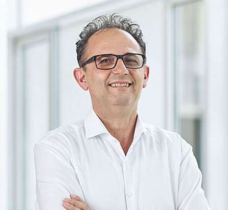 Dr. Med. Skender Krasniqi, [object Object]