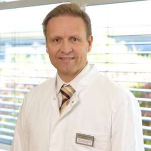 ፒዲ ዶ. ሜድ. Sören Schenk, [object Object]