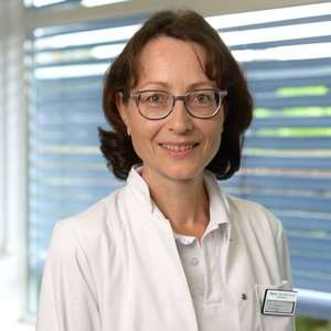 دكتور. ميد. كريستين روخور, [object Object]