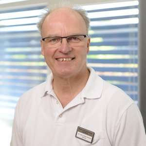 أوبرارتزت د. ميد. فولكر هيرويج, [object Object]