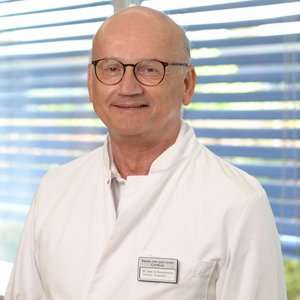 دكتور. ميد. أندرياس سميتشوسكي, [object Object]