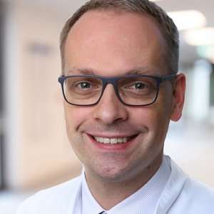 دكتور. ميد. آرني ماخر, [object Object]