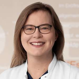 Dr. medis. Kalahkan Fischer, [object Object]