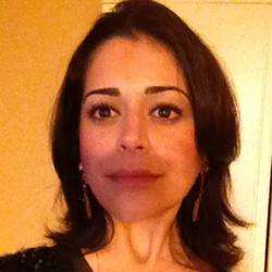 Негар Мнеми, [object Object]