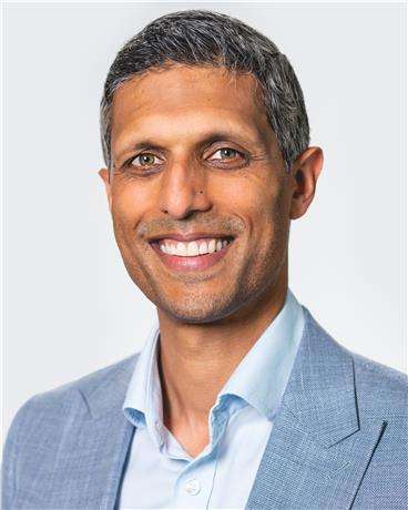 Dr. አርቪንድ ቻንድራቴቫ, [object Object]