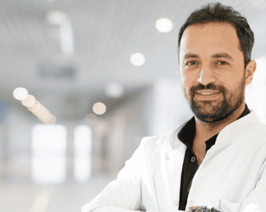 চুম্বন. ডঃ. গোখন প্রথম, [object Object]