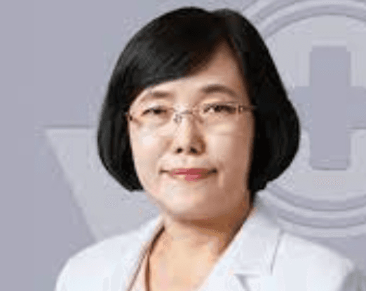 Dr. Saraanya Chanpanitkitchot, [object Object]