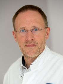 Dr. ሕክምና. Stefan Wörner, [object Object]