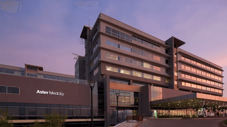 አስቴር ሜዲሲቲ፣ ኮቺ