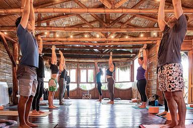 7 Araw na "Maligayang pagdating Om" Yoga at Surf Holiday sa Ecuador