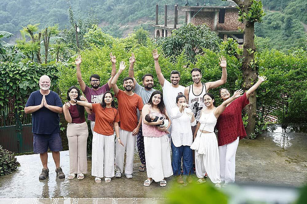 6 ቀን እጅ መስጠት - ዮጋ እና ማሰላሰል ማፈግፈግ፣ Rishikesh፣ ህንድ