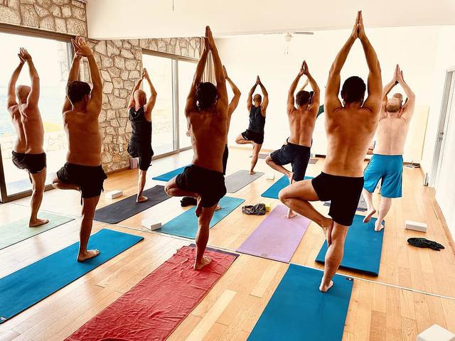 8 Hari retreat yoga lelaki rohani di Crete, Greece
