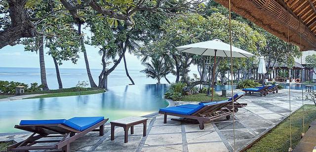 6 Retret Yoga Budaya Sehari di Pantai Lovina, Bali