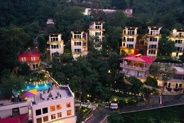21 Day Authentic Panchakarma & Yoga Retreat at Veda5, Rishikesh