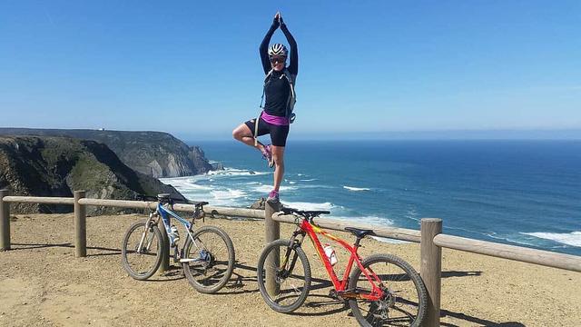 8 Retret Yoga & Sepeda Gunung yang Mendebarkan Seharian di Algarve, Portugal
