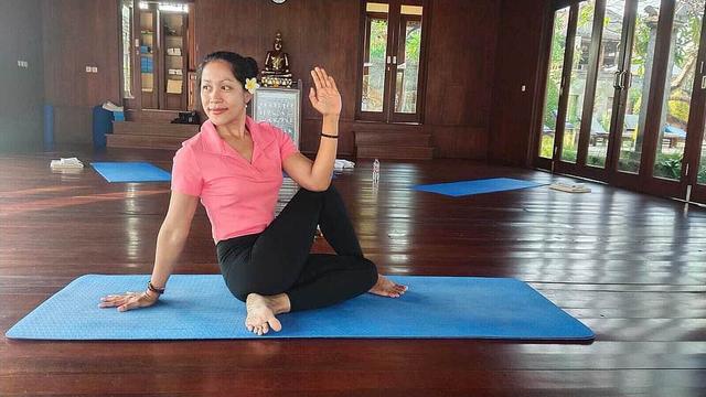 6 Retret Yoga Budaya Sehari di Pantai Lovina, Bali