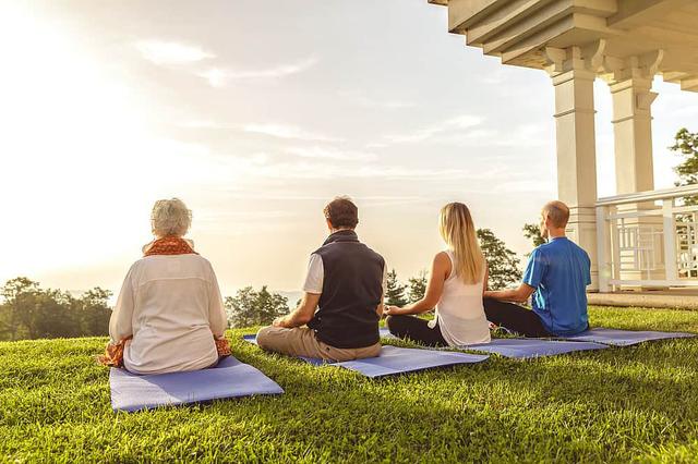 3 Araw na 'Happiness' Meditation (Weekend) Retreat sa US