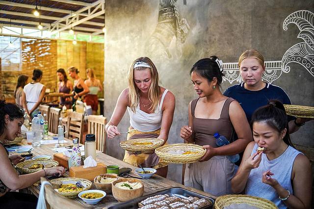 24 Araw 200 Oras Multi Style Yoga Teacher Training sa Ubud, Bali