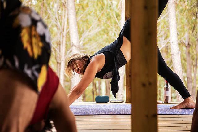 7 Surfing hari, yoga & wain berundur di Alentejo, Portugal