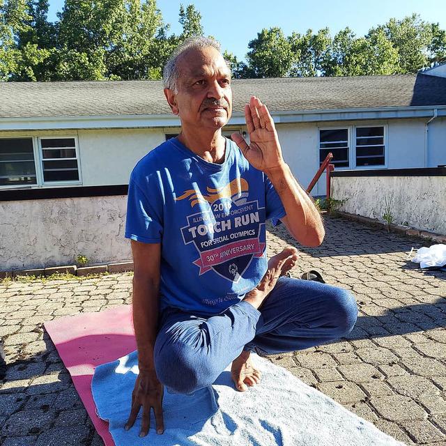 3 Araw na Gabay sa Pagninilay at Yoga Self-Care Retreat, Michigan, US