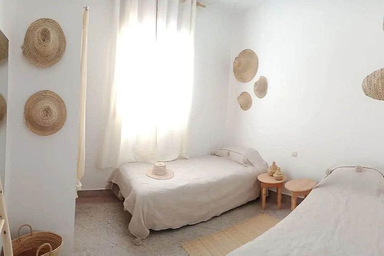 Chambre Simple avec Salle de Bain Commune