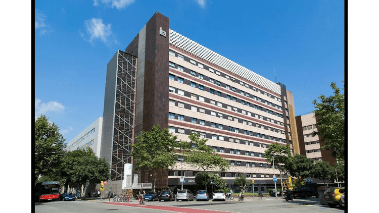 ሆስፒታል ዩቶኒቨር ዩቶኒቨርሲቲሪ ኮፍያ ቆሮ