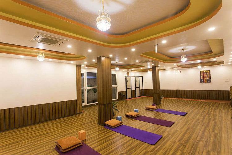 14 Day Ayurveda + Yoga Detox Retreat di Nepal