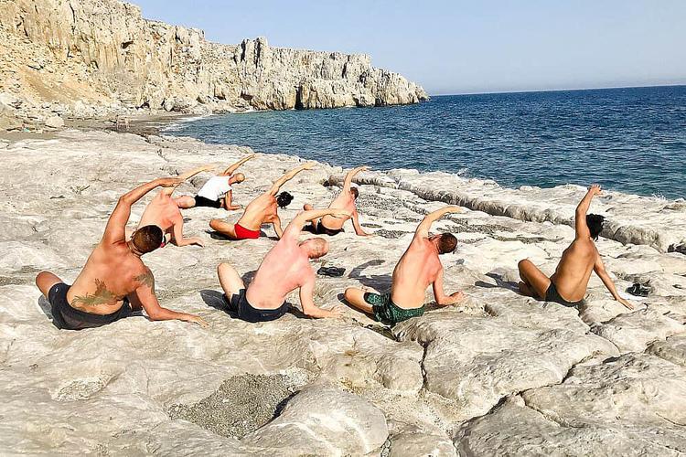 8 Hari retreat yoga lelaki rohani di Crete, Greece