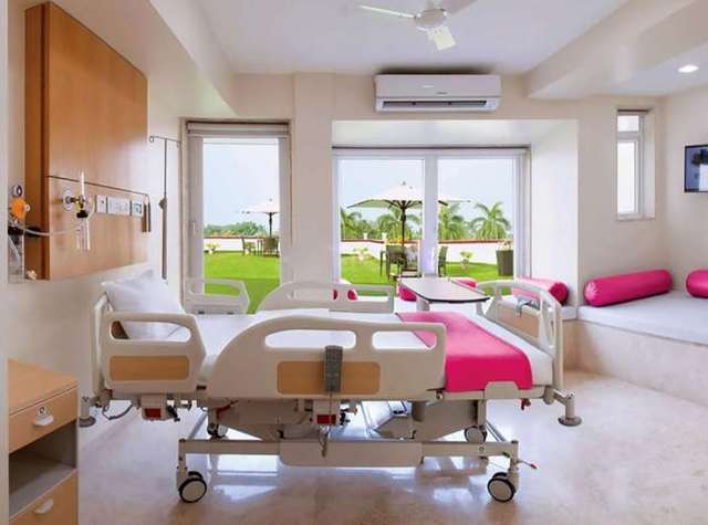 مستشفى ماكس نانافاتي، مومباي