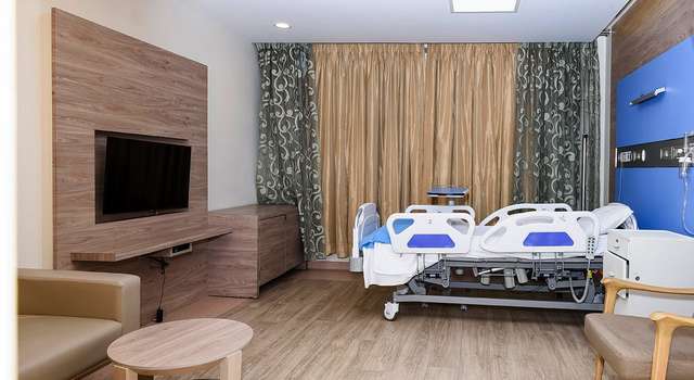 Больница Кокилабен Дхирубхай Амбани