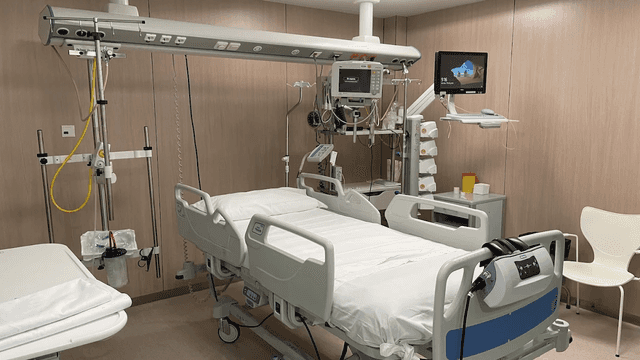 ሆስፒታል ዩቶኒቨር ዩቶኒቨርሲቲሪ ኮፍያ ቆሮ