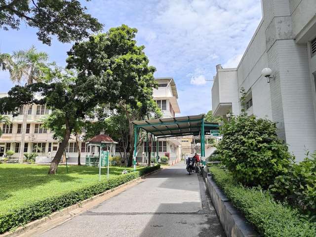 مستشفى البعثة