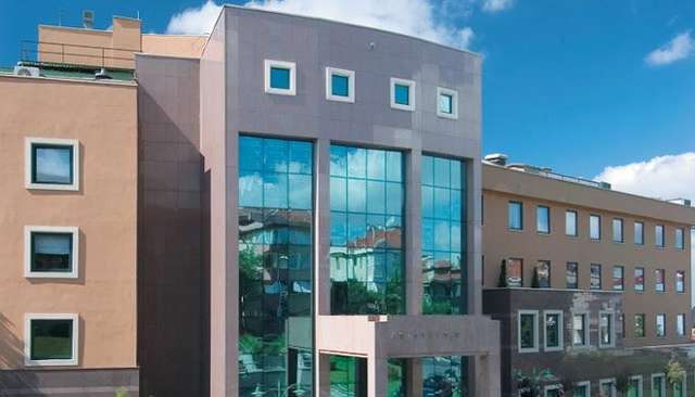 Аджибадем Доктор. Больница Шинаси Джан