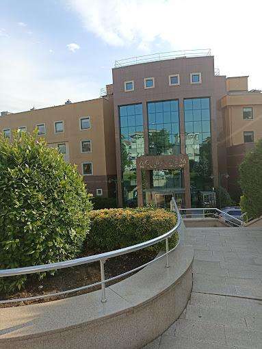 Аджибадем Доктор. Больница Шинаси Джан