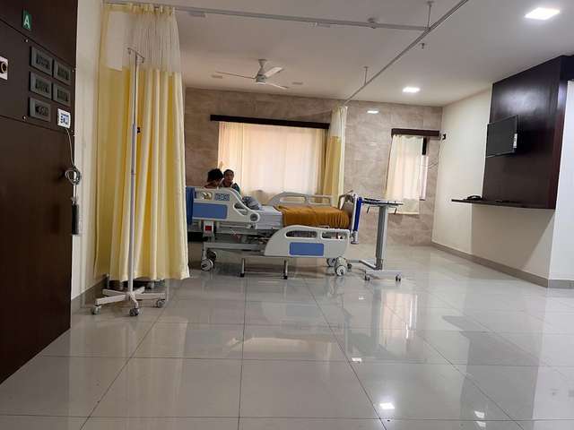 مستشفى فورتيس هيرانانداني فاشي، نافي مومباي