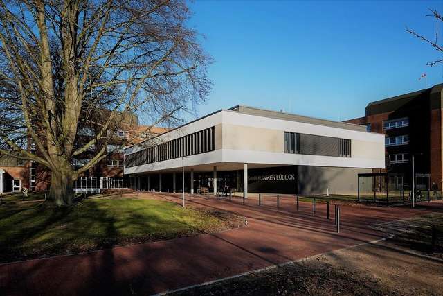 مستشفى سانا لوبيك، ألمانيا