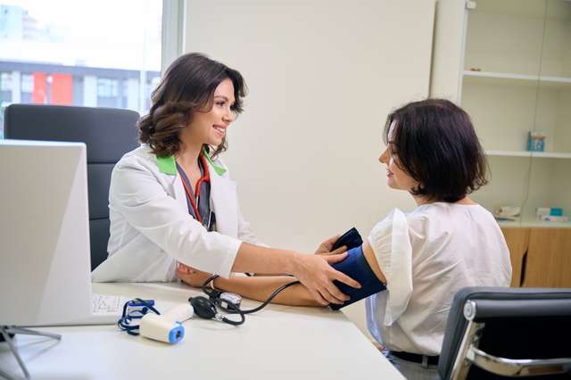 Women Health Check (higit sa 40 yrs kasama si Gyna)