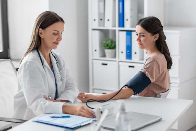 حزم الفحص الصحية الأساسي الوقائية القصوى (الإناث)